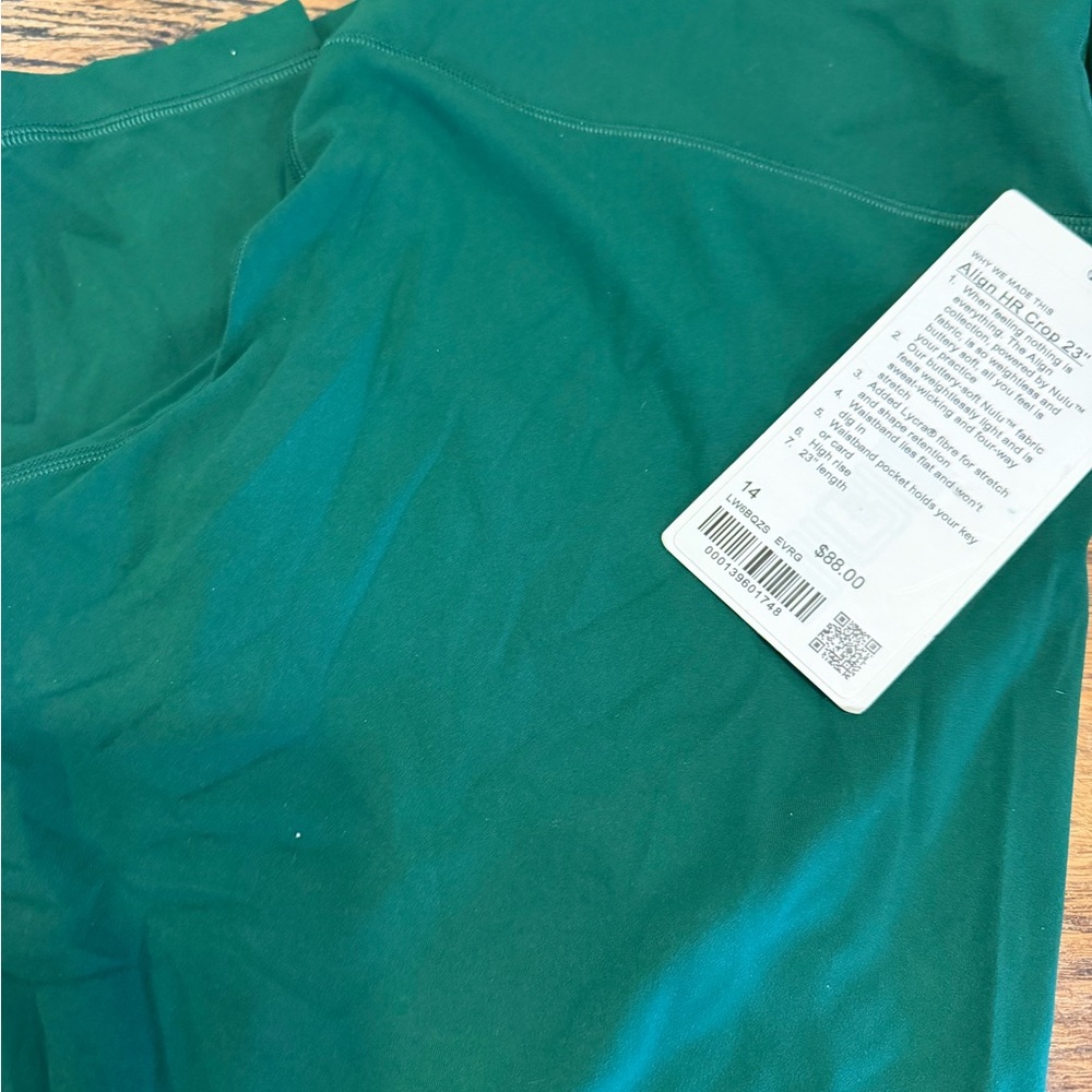 Lululemon Athletica Nulu Green Crop leggings 23 Evergreen